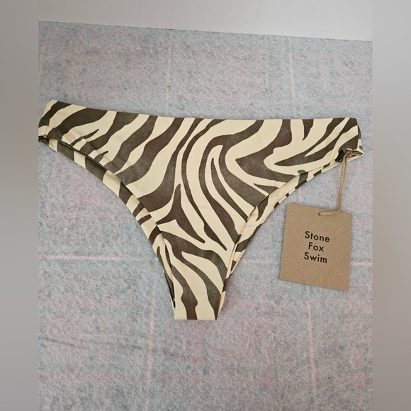 Stone Fox Swim Other - Stone Fox Swim Roca Bottom Earth Zebra M